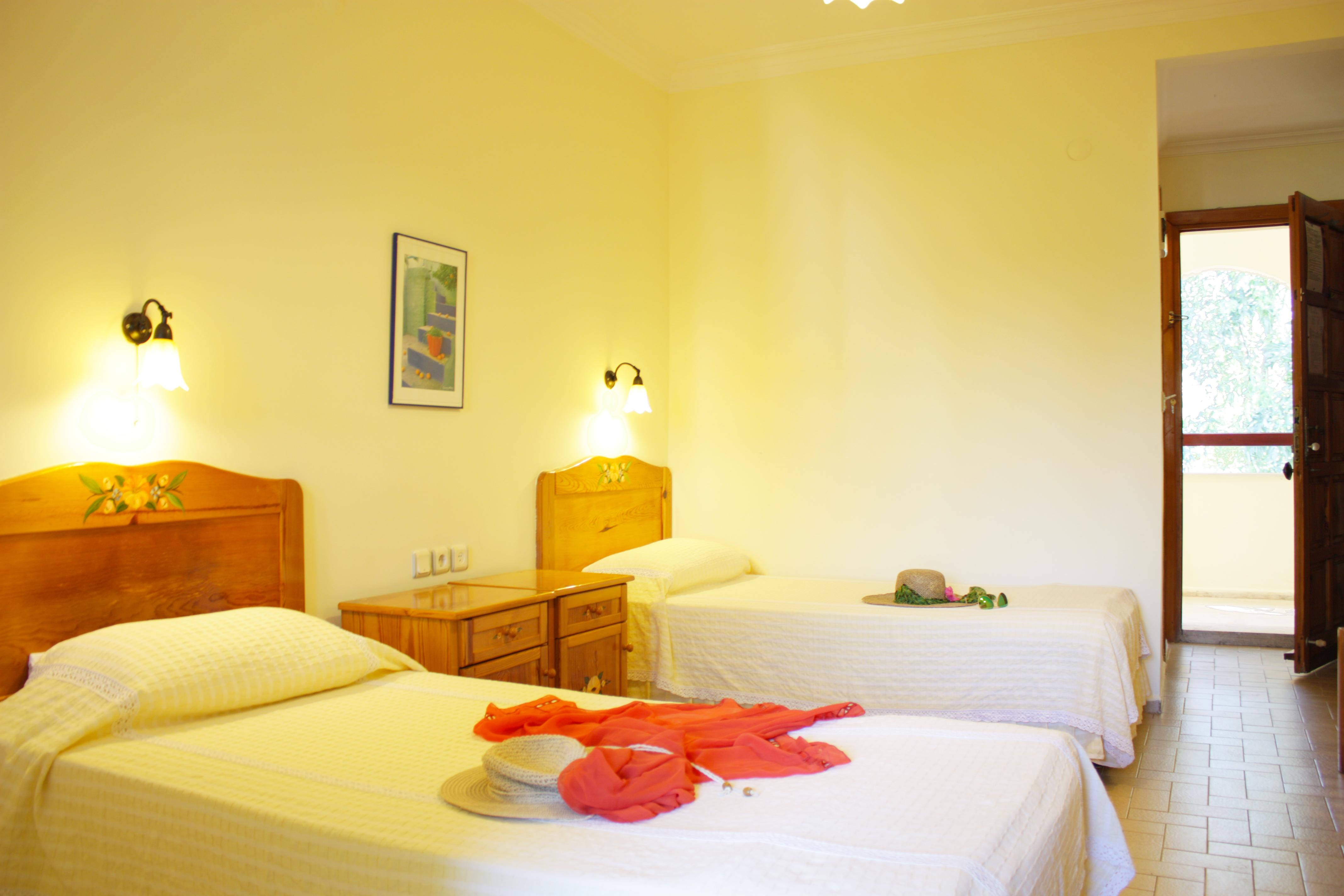 Toloman Hotel Bitez Beach Экстерьер фото