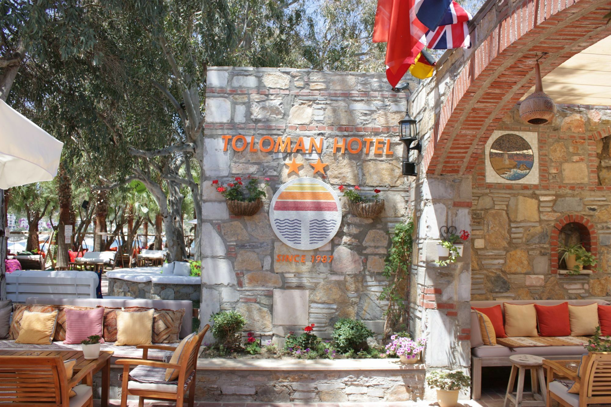 Toloman Hotel Bitez Beach Экстерьер фото